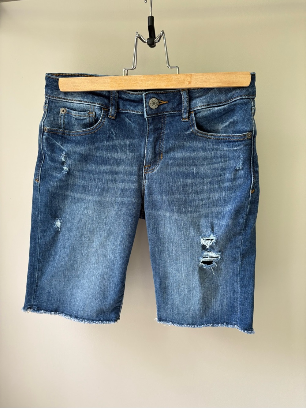 GAP Girls Mid-Rise Distressed Stretch Denim Bermuda Shorts - Blue Size 12